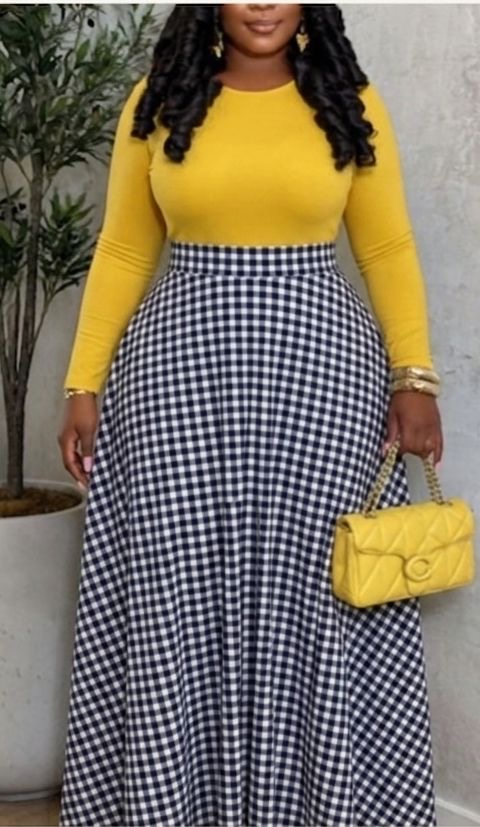 1035e10a-14ec-4e8c-a0d2-dca0ba4f6002 Ensemble Deux Pieces Top Jaune + Jupe Vichy