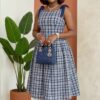 Produit Femme 1 Robe Midi a Carreaux Bleu Marine