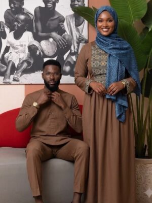 Ensemble Couple Camel